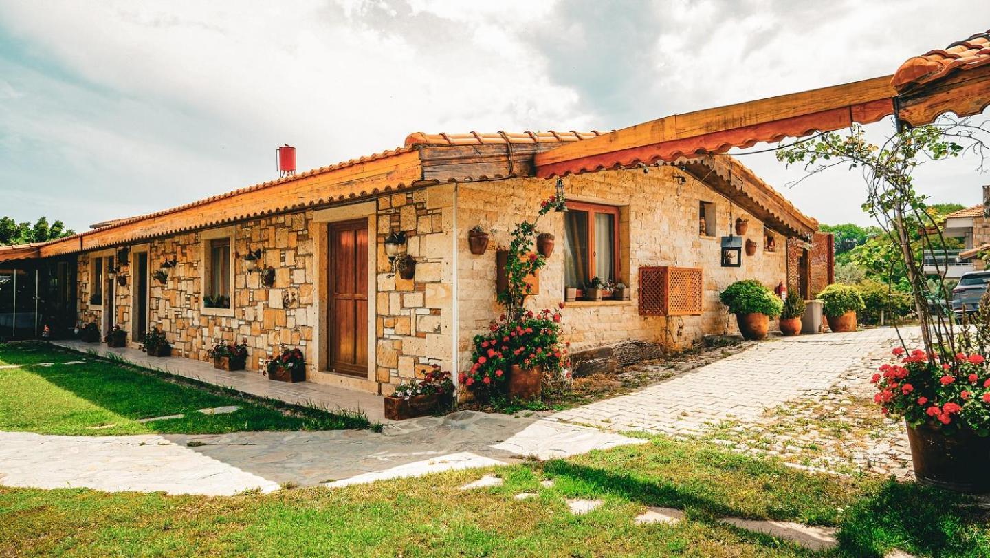Kozbeyli Konagi Hotel Yenifoca Екстериор снимка