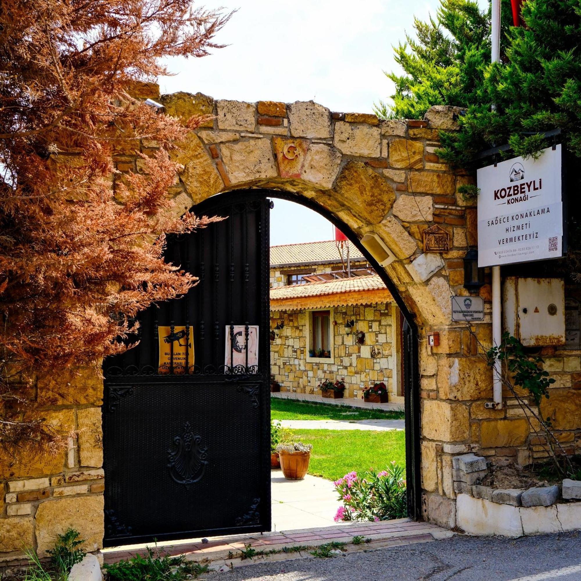Kozbeyli Konagi Hotel Yenifoca Екстериор снимка
